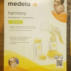 Medela manual hand pump new in box